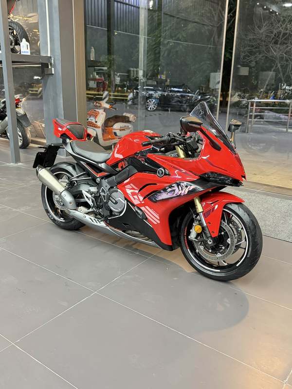 无极 RR660