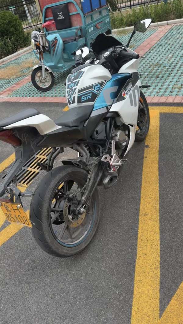 春风 250SR