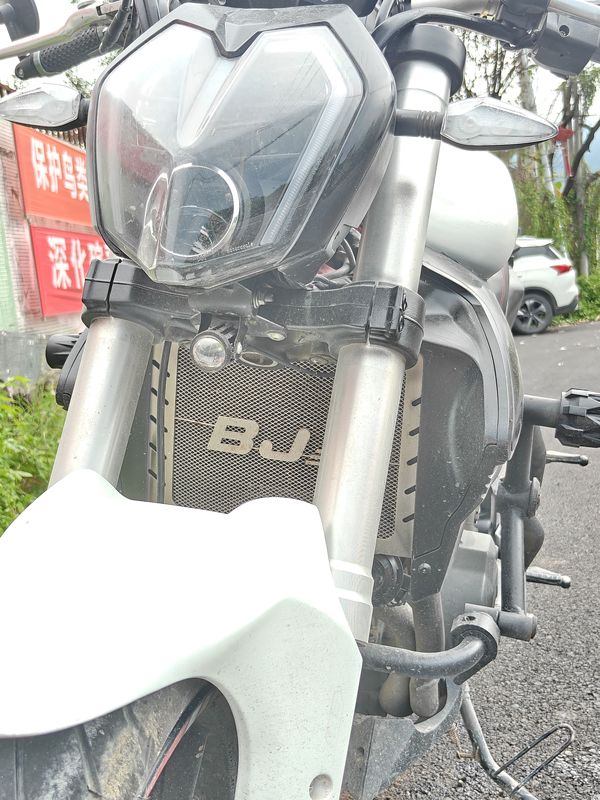 贝纳利 蓝宝龙 BN302S