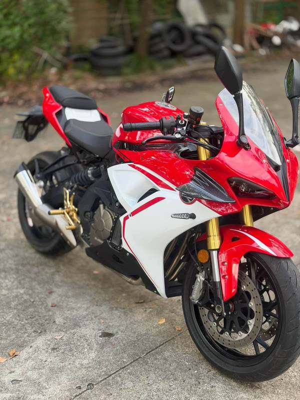 QJMOTOR 赛600