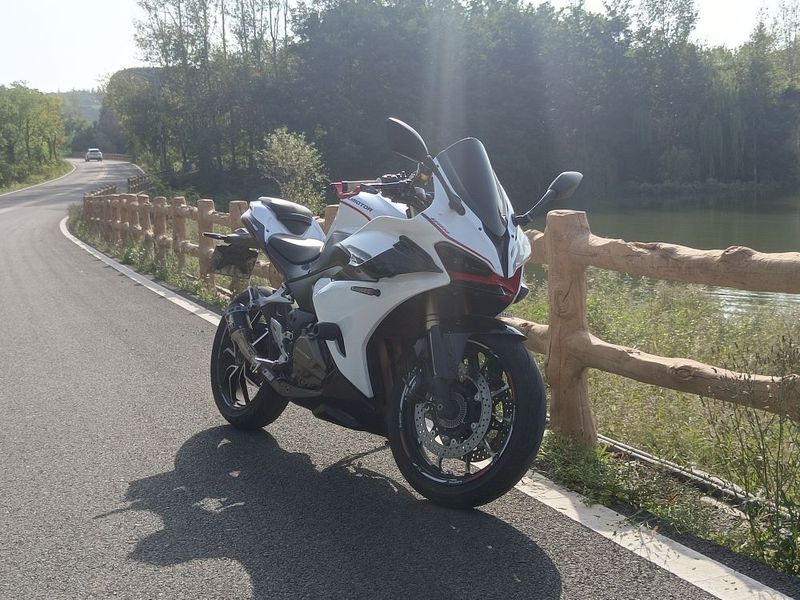 QJMOTOR 赛450