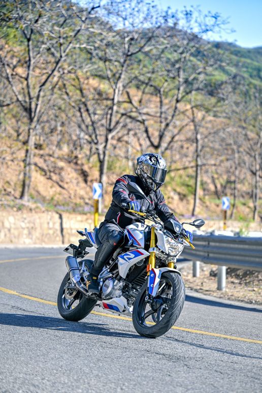 宝马 G 310 R