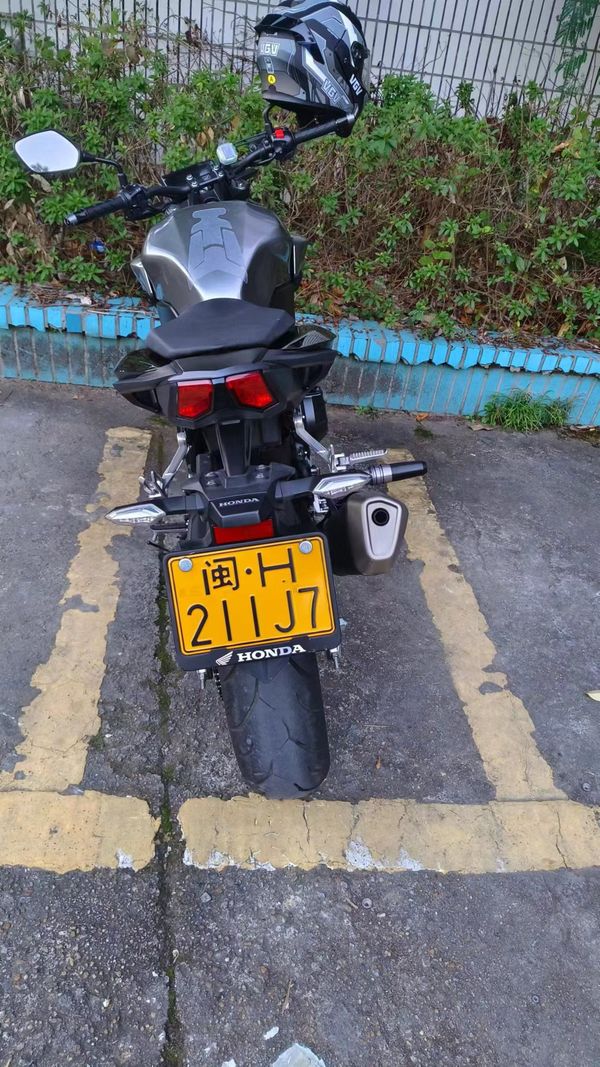 本田WING CB400F