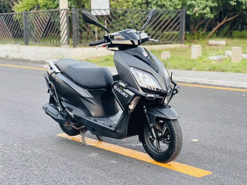济南铃木 UY125