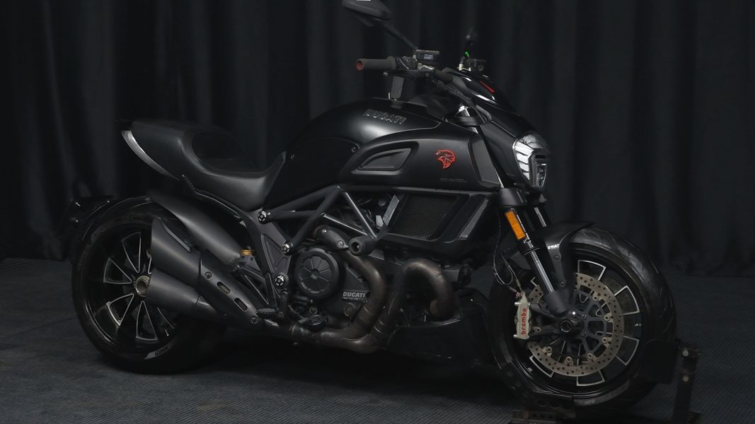 杜卡迪 Diavel 
