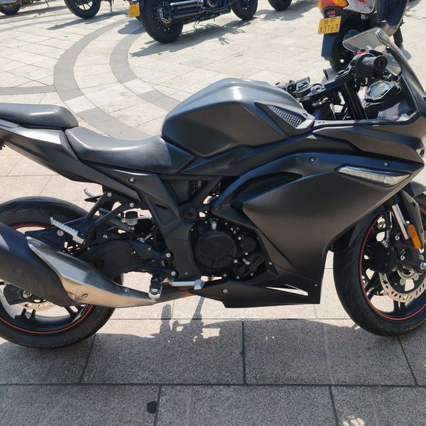 无极 300RR