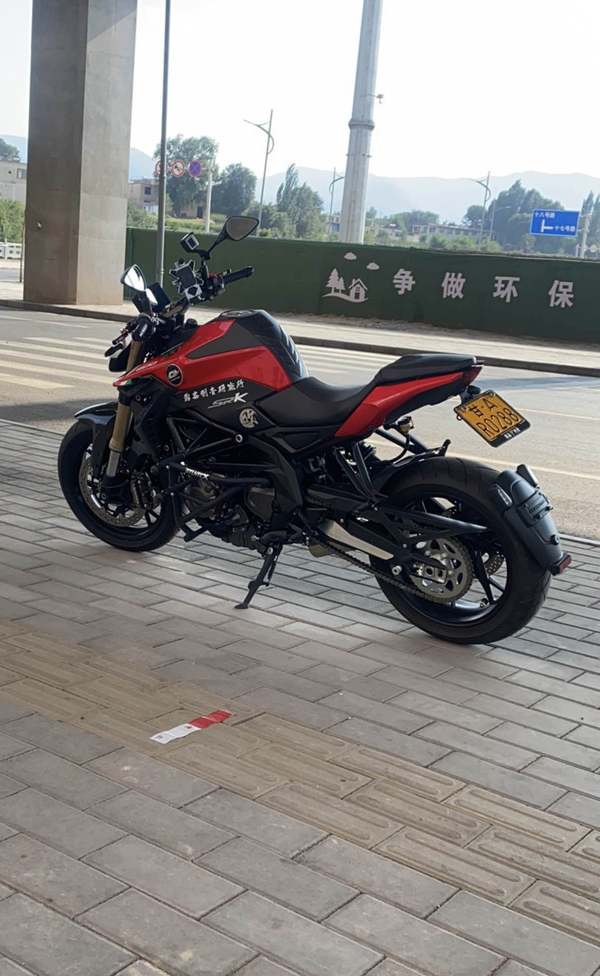 QJMOTOR 追600