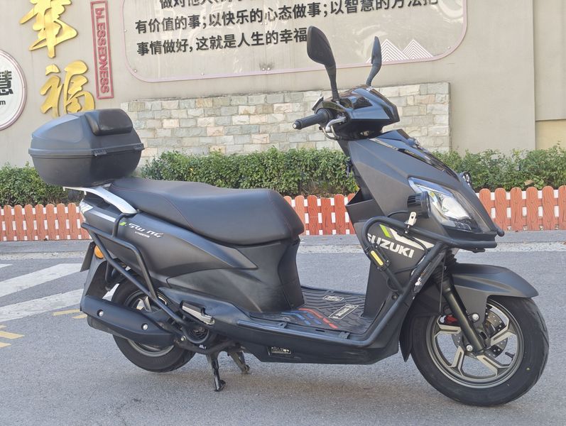 济南铃木 UY125