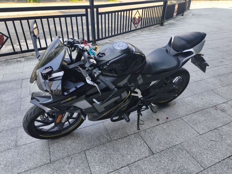 春风 250SR