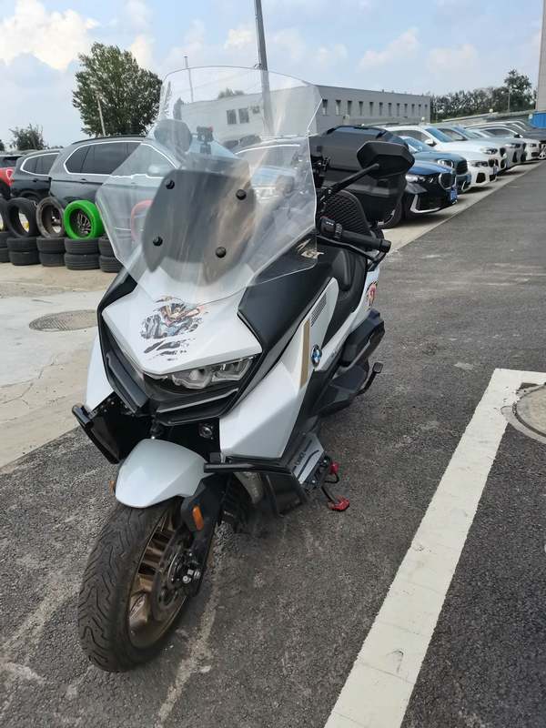 宝马 C 400
