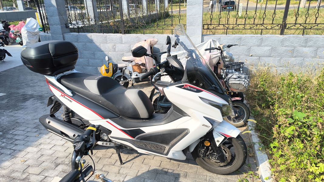光阳 赛艇 250