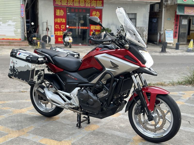 本田DREAMWING NC750X