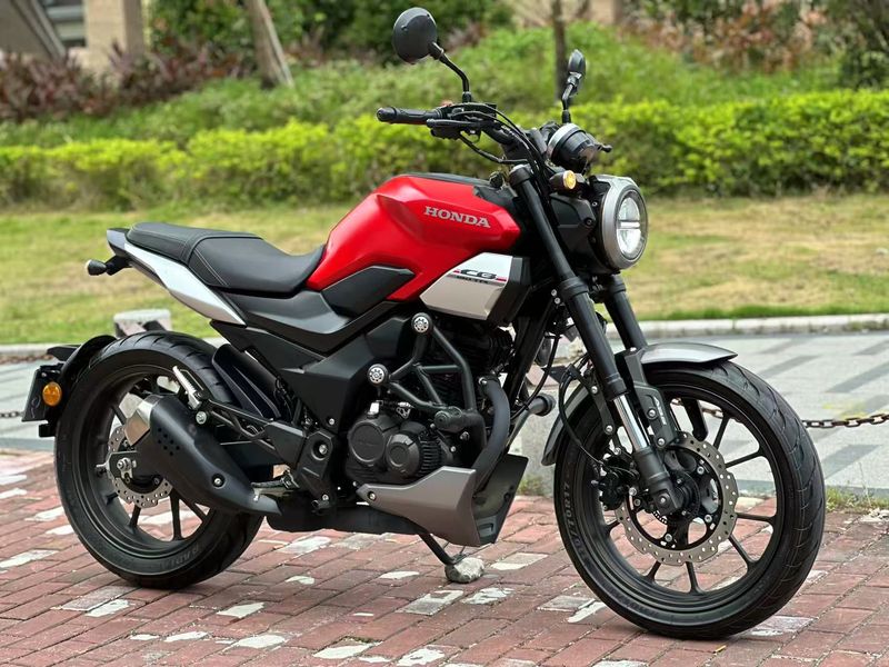 新大洲本田 CB190TR