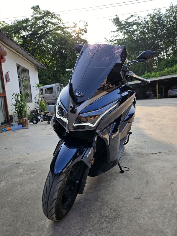 光阳 赛艇 250