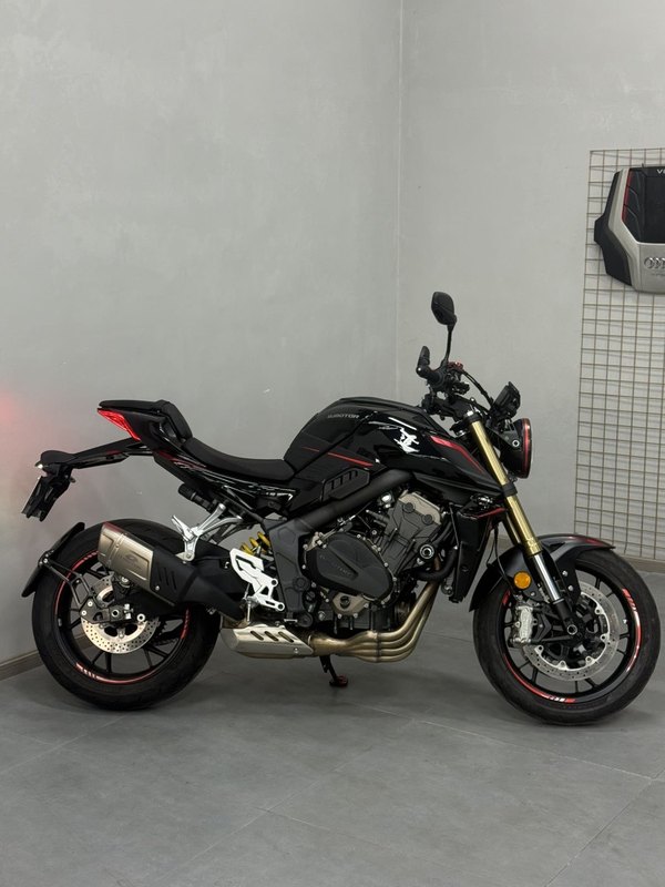 QJMOTOR 追600