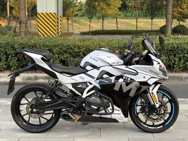 春风 250SR