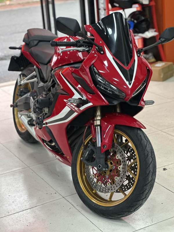 本田DREAMWING CBR650R