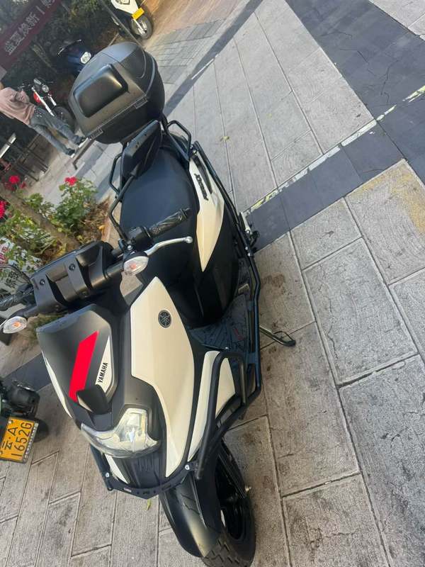 建设雅马哈 福颖125