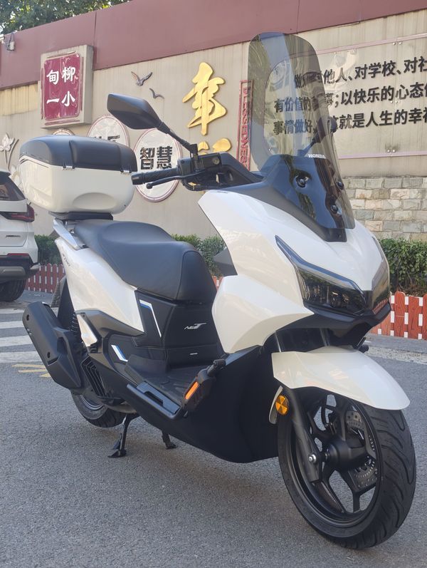 五羊本田 NWT150
