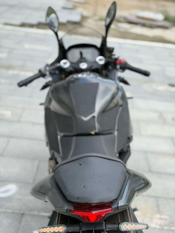 QJMOTOR 赛600
