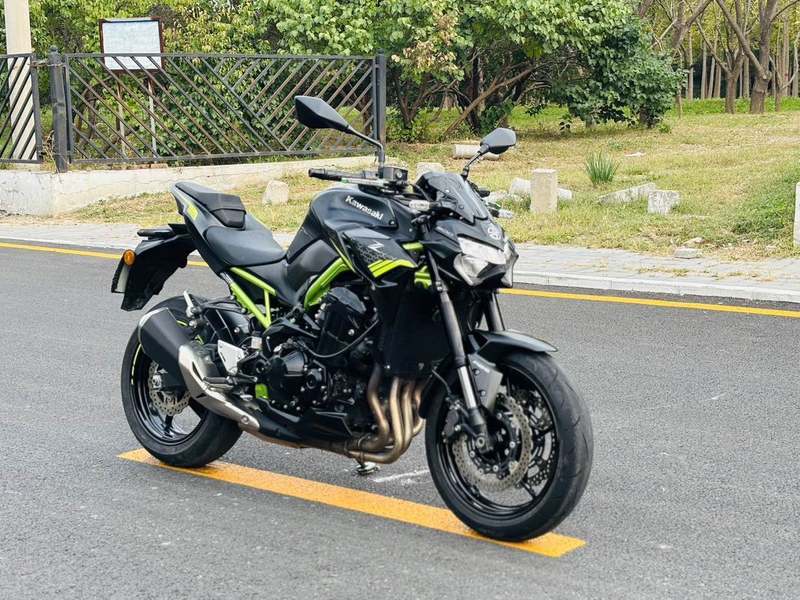 川崎 Z900