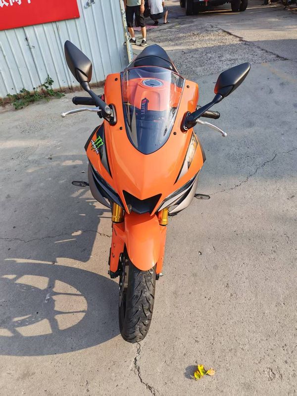 雅马哈 YZF-R3