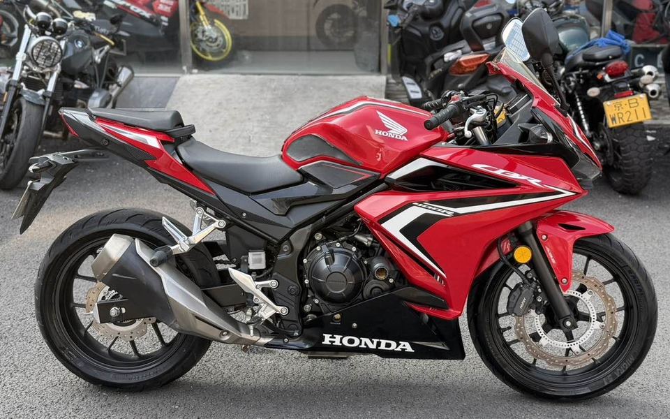 本田WING CBR400R