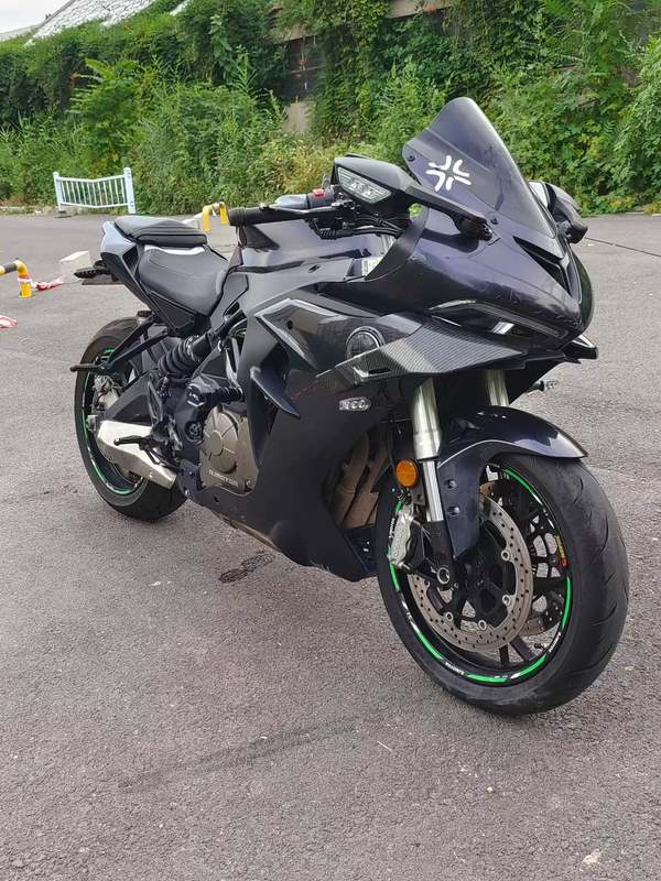 QJMOTOR 赛600