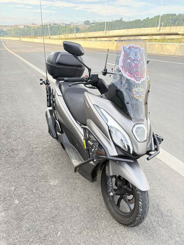 豪爵 UFR150