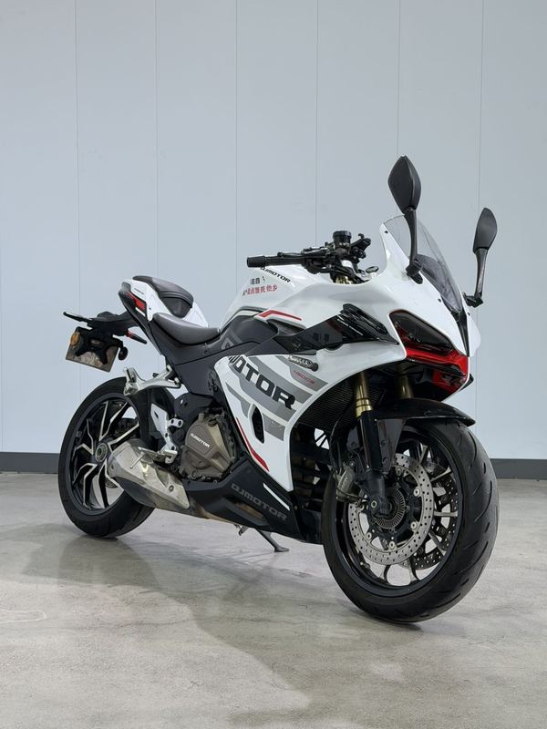 QJMOTOR 赛450