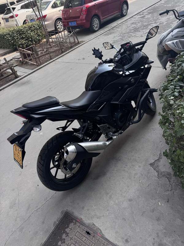 豪爵铃木 GSX250R
