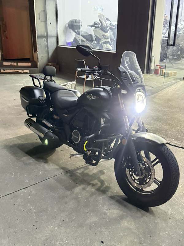 豪爵 TR300