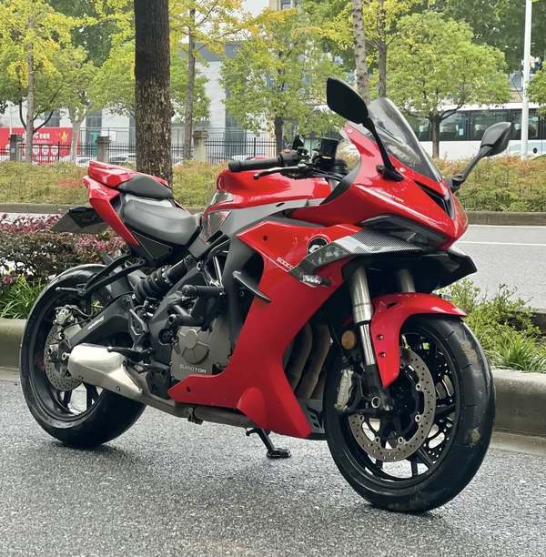 QJMOTOR 赛600