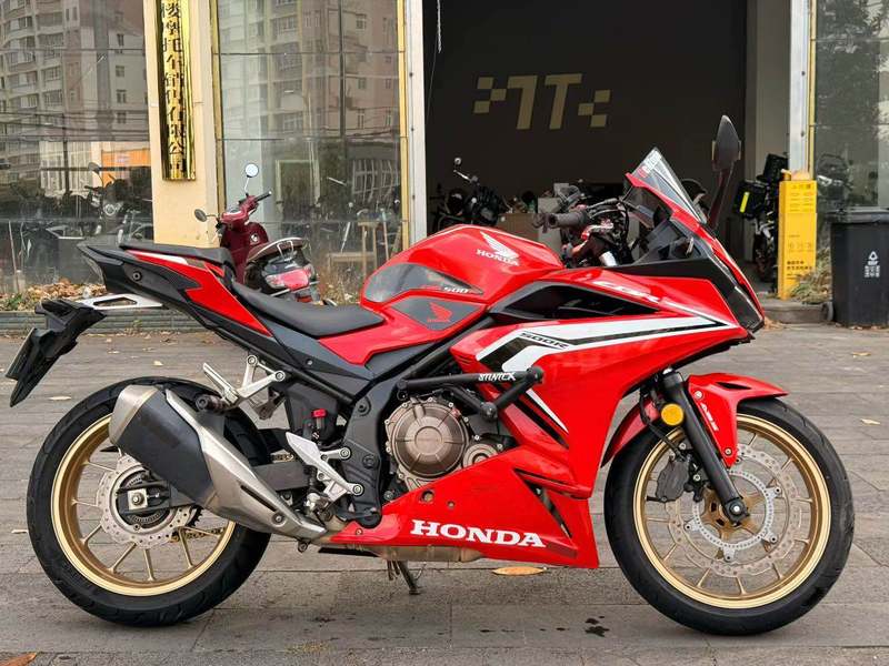 本田DREAMWING CBR500R