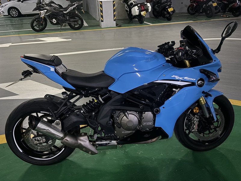 QJMOTOR 赛600