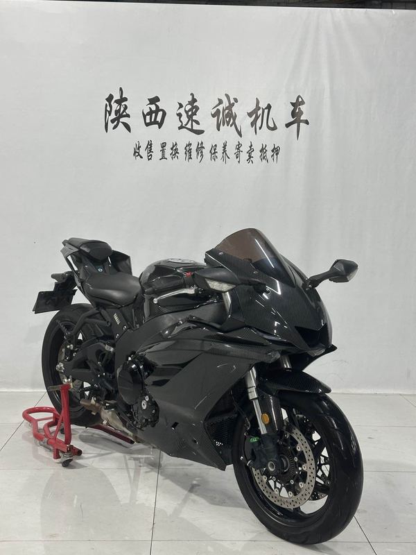 摩箭 800RR