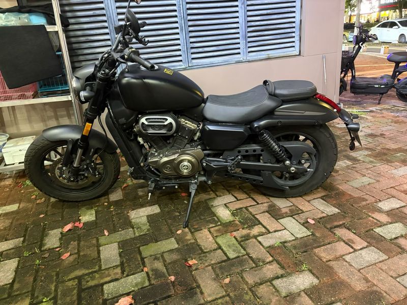 QJMOTOR 闪250