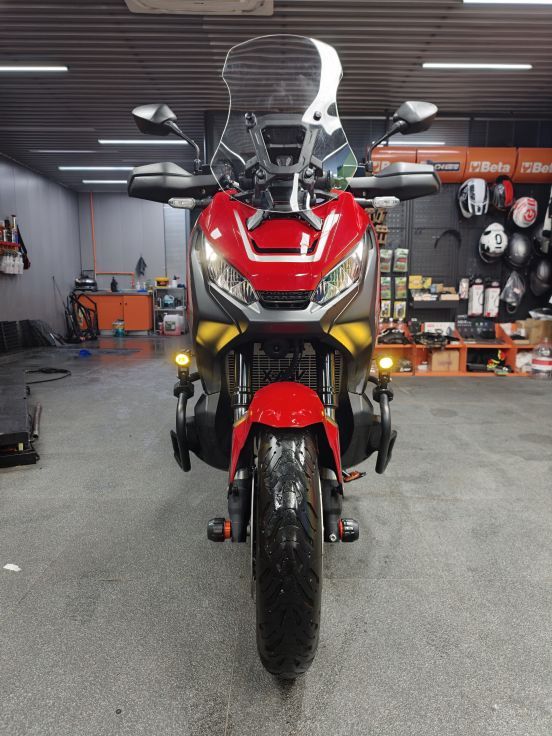 本田DREAMWING X-ADV 750