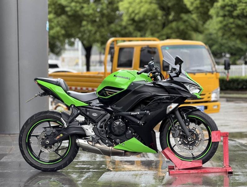 川崎 Ninja 650 