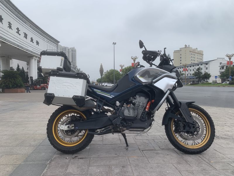 春风 800MT
