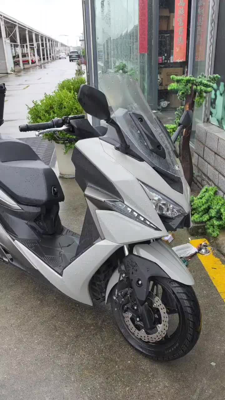 光阳 赛艇 ST250