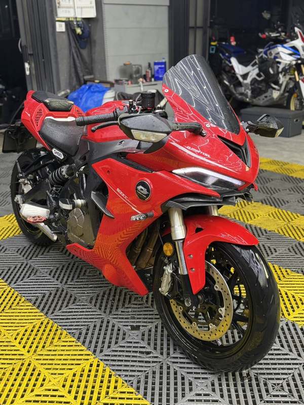QJMOTOR 赛600