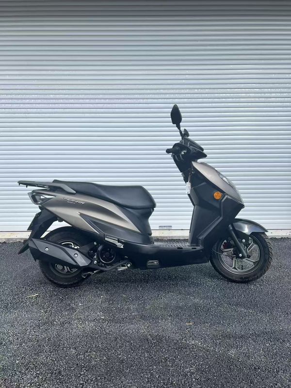 济南铃木 优驿 UE125