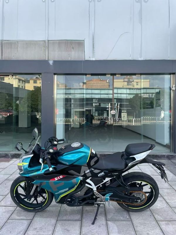 春风 250SR