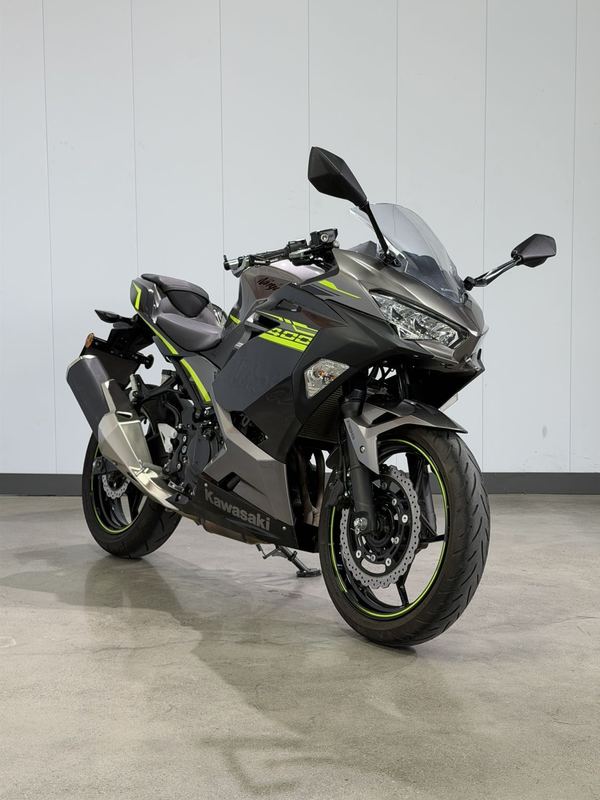 川崎 Ninja 400