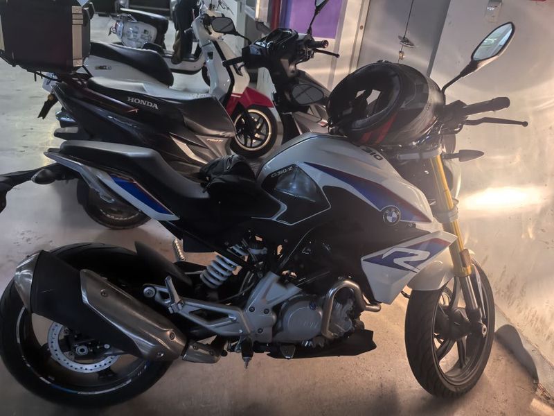 宝马 G 310 R