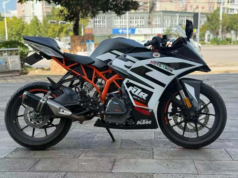 KTMR2R RC 390 