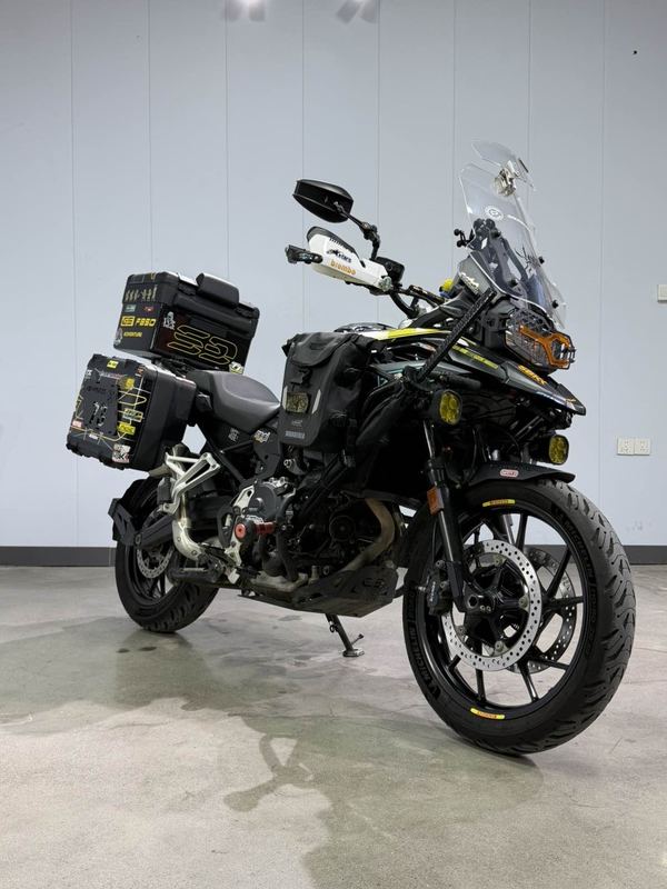 宝马 F 750 GS