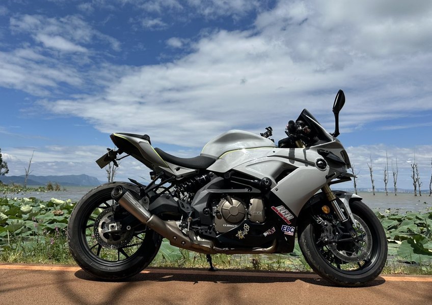 QJMOTOR 赛600