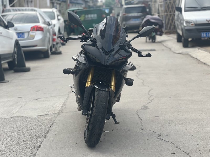 QJMOTOR 赛600